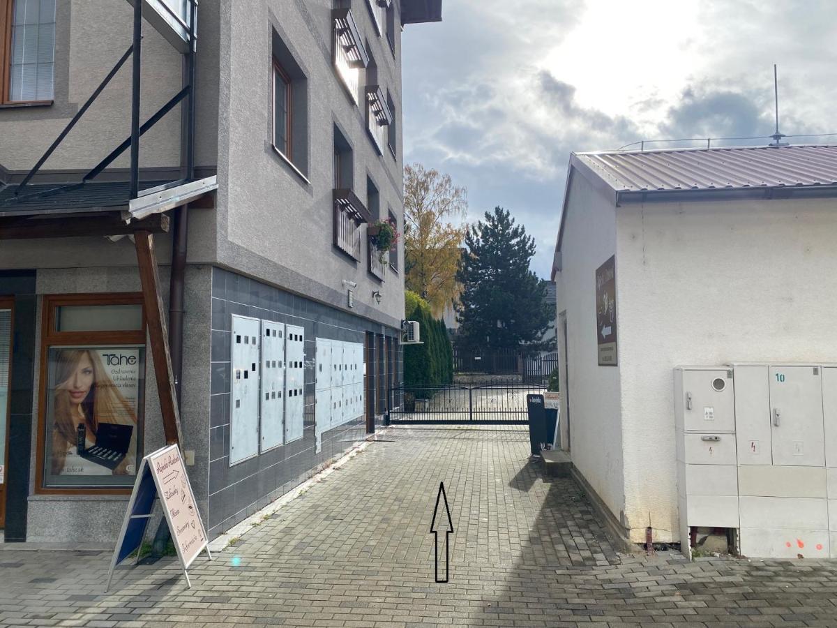 Apartman Posta Rajecke Teplice Exterior photo