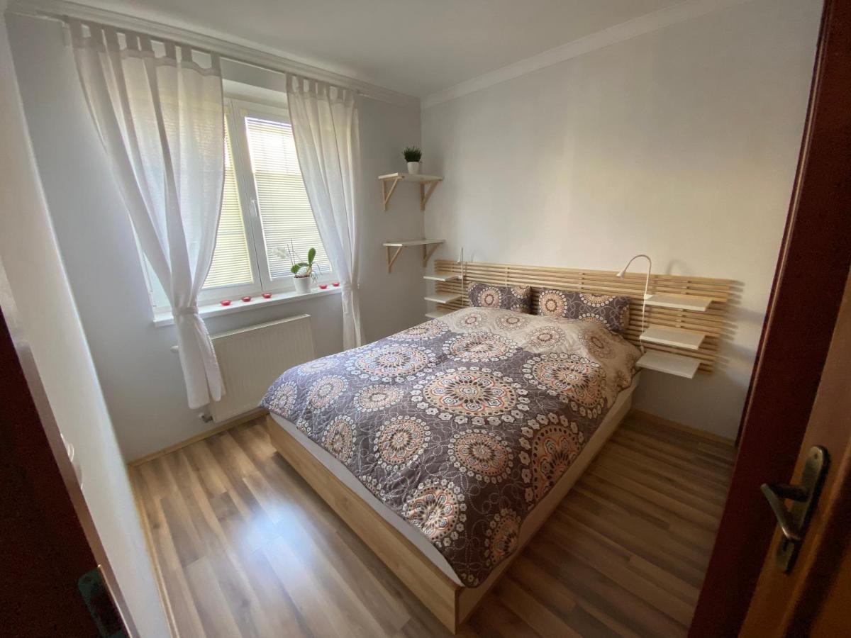 Apartman Posta Rajecke Teplice Exterior photo
