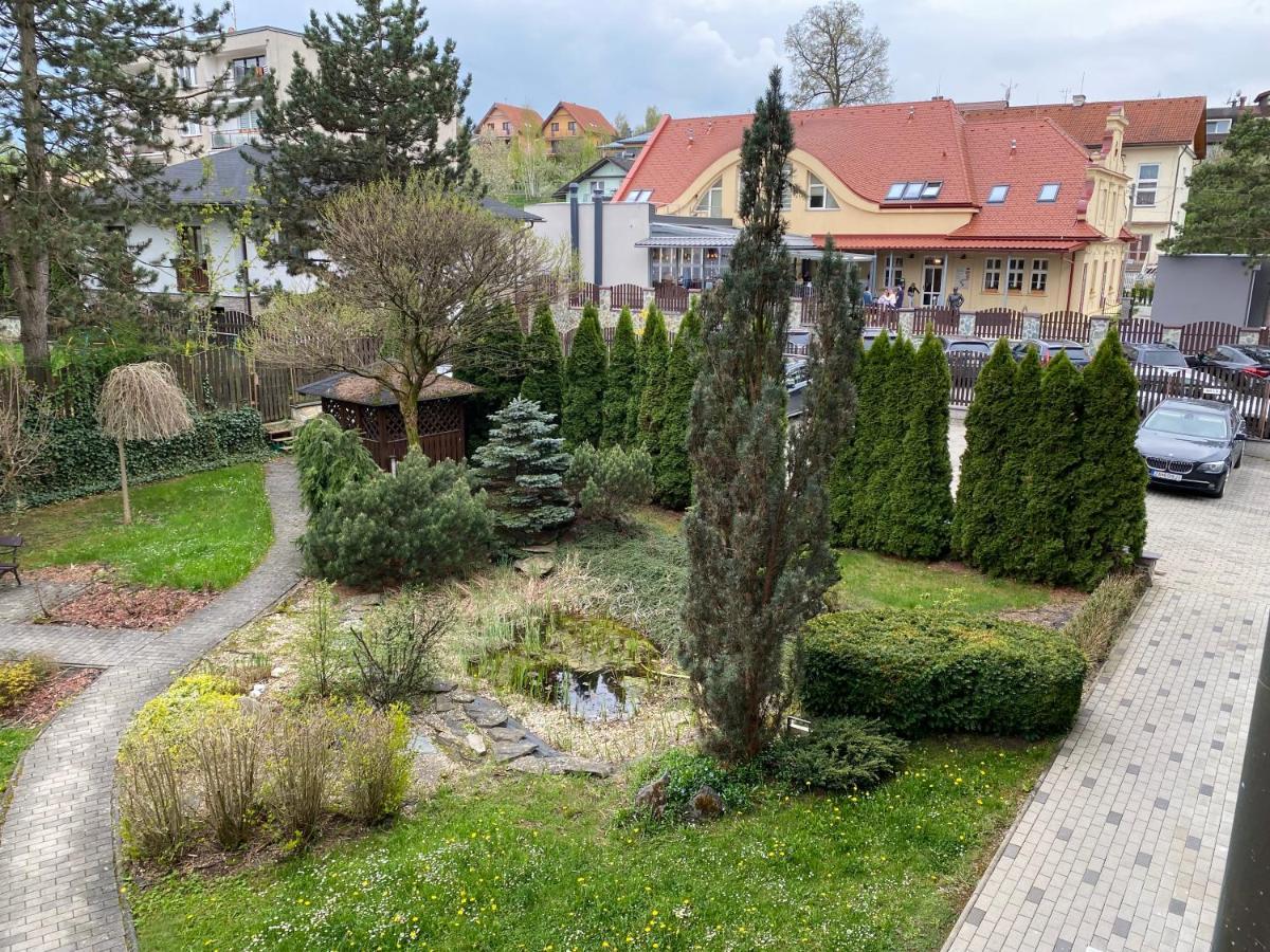 Apartman Posta Rajecke Teplice Exterior photo